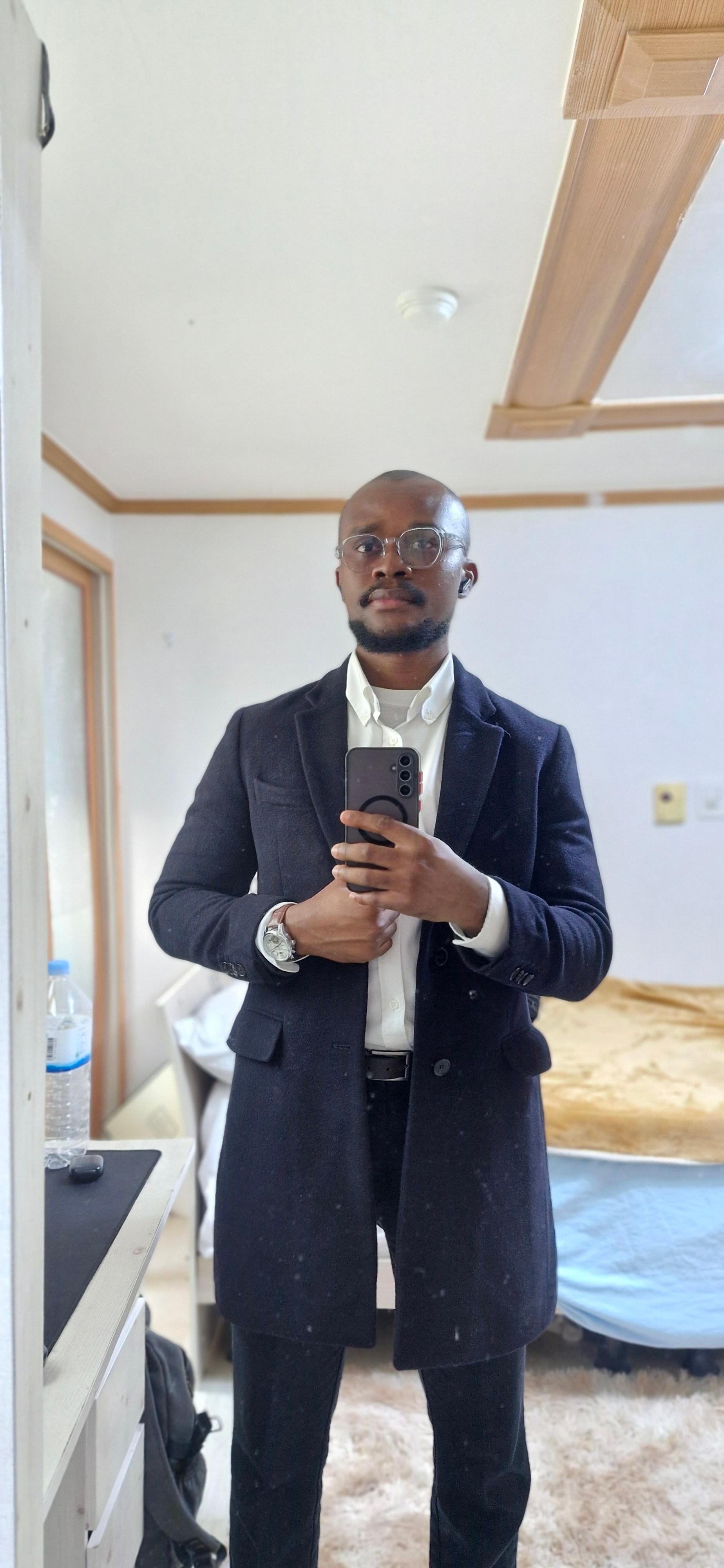 Kanu Xavier - Professional